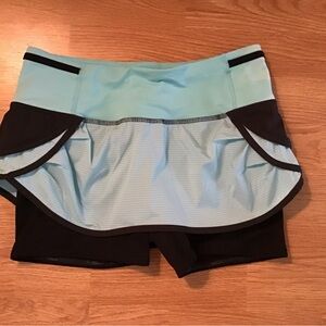 lululemon athletica Aqua and Black Skirted Running Shorts